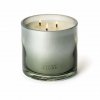 Fresh Sea Salt Statement Glass Candle marki ILLUME podczas palenia